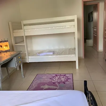 Maison Familliale Bellegarde Hébergement de vacances *